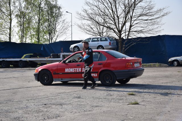 monst 52